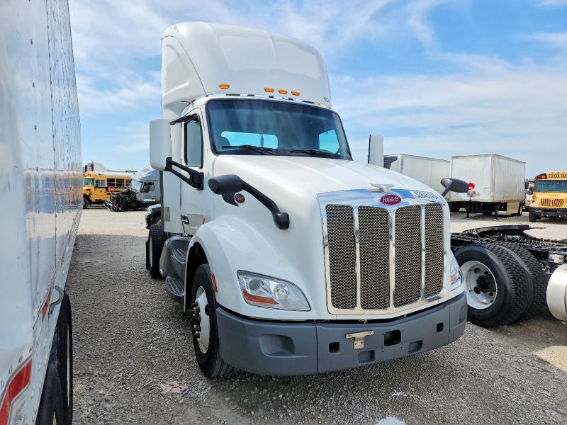 Продажа на аукционе авто 2019 Peterbilt 579, vin: 1XPBA48XXKD600212, номер лота: 53845146