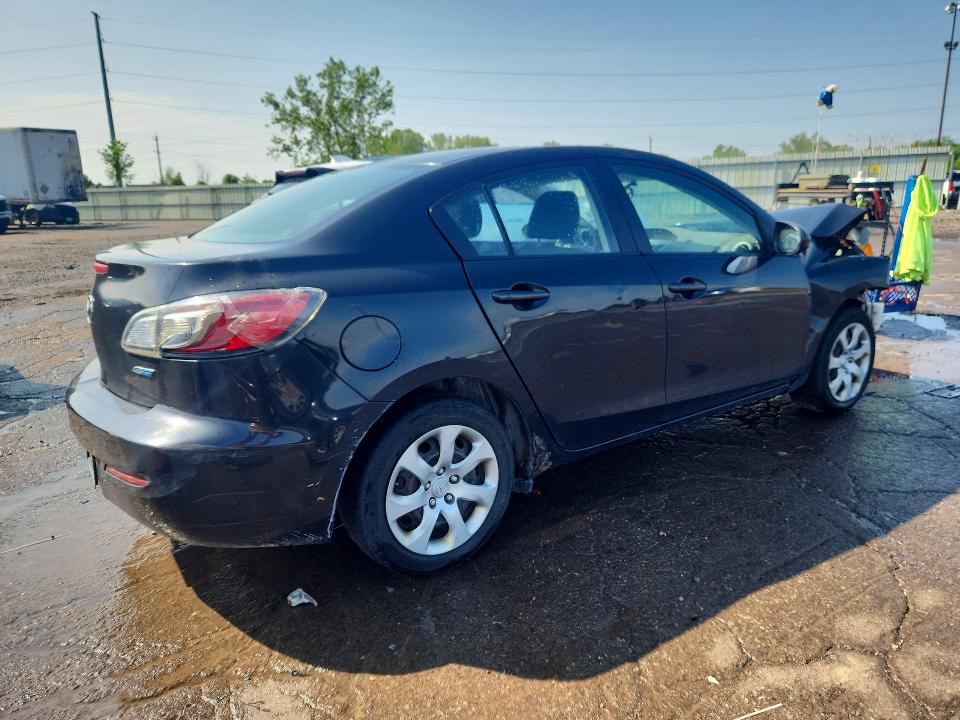 Продажа на аукционе авто 2013 Mazda 3, vin: JM1BL1U74D1821616, номер лота: 53787076