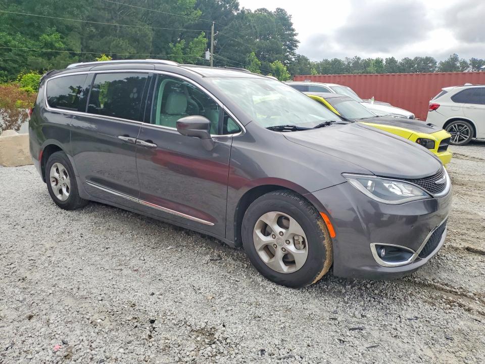 55391016 :رقم المزاد ، 2C4RC1EG9HR543164 vin ، 2017 Chrysler Pacifica مزاد بيع