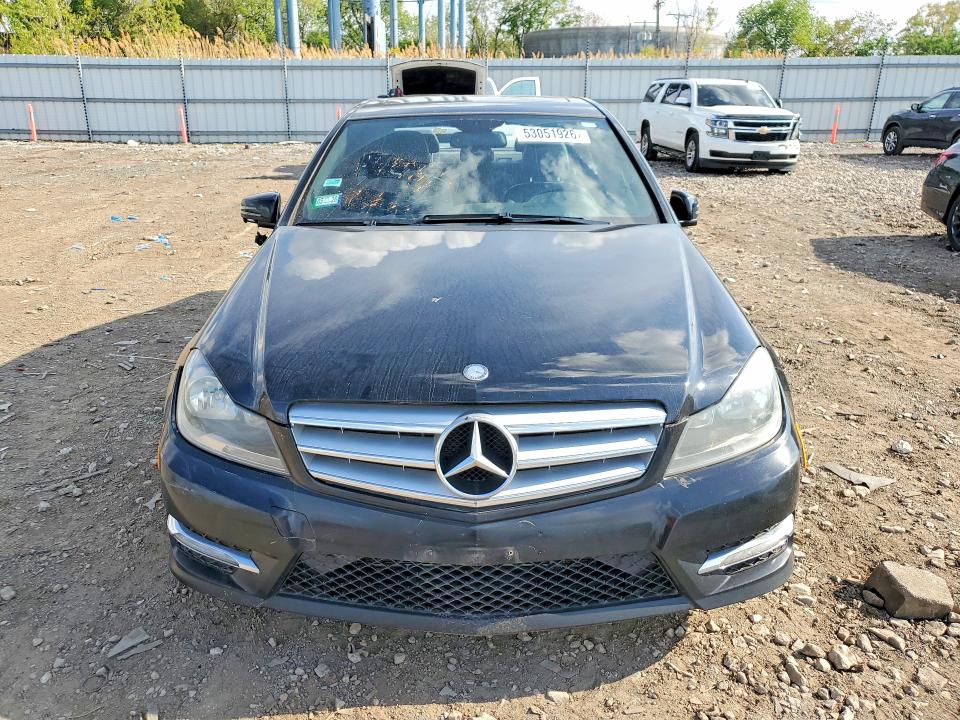 Продаж на аукціоні авто 2012 Mercedes-benz C, vin: WDDGF8BB1CA708689, номер лоту: 53051926
