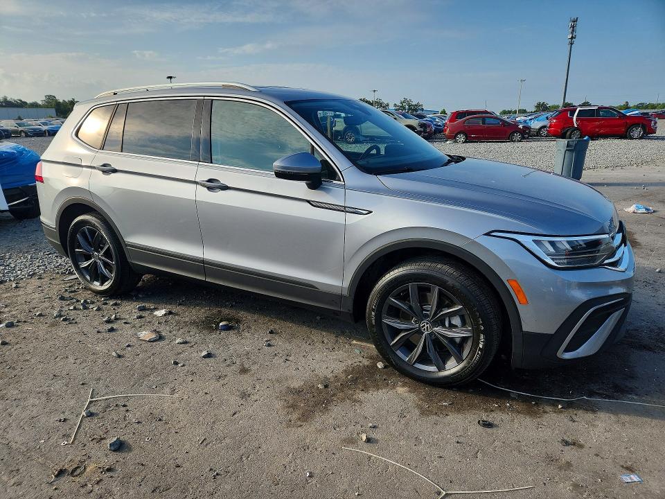2022 Volkswagen Tiguan მანქანა იყიდება აუქციონზე, vin: 3VV3B7AX6NM020092, აუქციონის ნომერი: 53390356