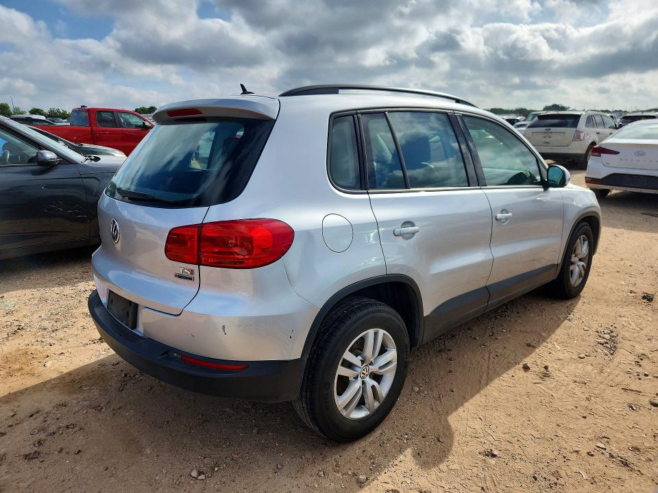 Aukcja sprzedaży 2016 Volkswagen Tiguan, vin: WVGBV7AX4GW607035, numer aukcji: 55394386