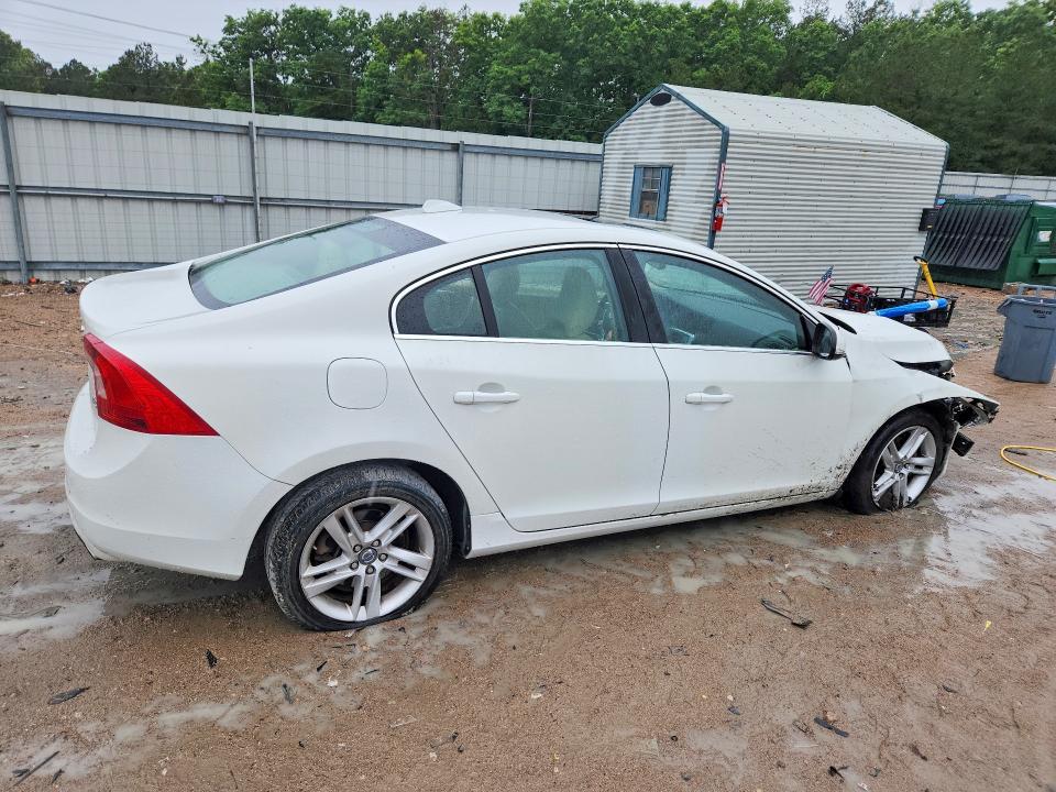 2015 Volvo S60 მანქანა იყიდება აუქციონზე, vin: YV140MFB6F1315531, აუქციონის ნომერი: 53214856