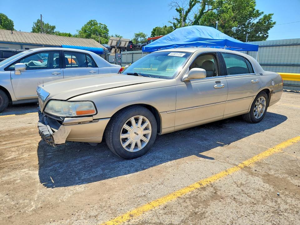 Aukcja sprzedaży 2010 Lincoln Town Car, vin: 2LNBL8CV5AX750840, numer aukcji: 53301726