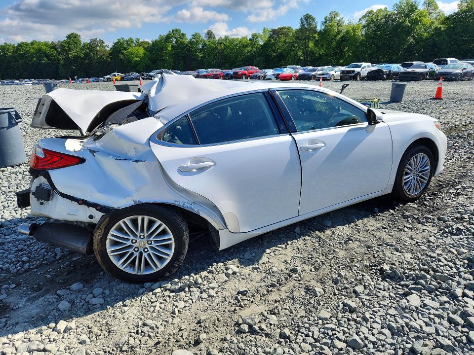 53781326 :رقم المزاد ، JTHBK1GG3F2187046 vin ، 2015 Lexus Es مزاد بيع