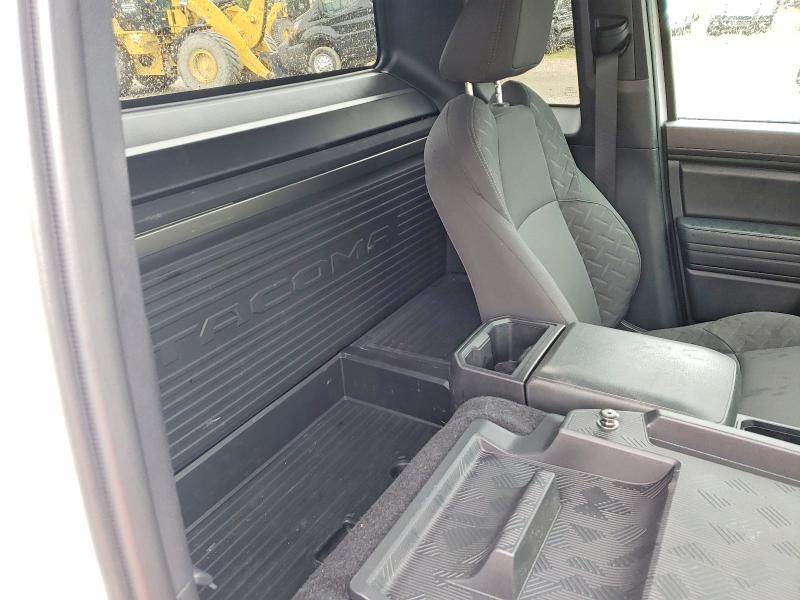 52997536 :رقم المزاد ، 3TYJDAKNXST018727 vin ، 2025 Toyota Tacoma مزاد بيع