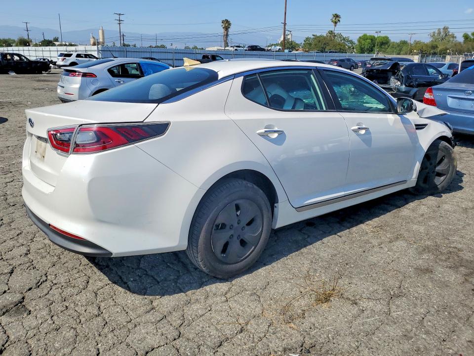 52737216 :رقم المزاد ، KNAGM4AD3F5085758 vin ، 2015 Kia Optima مزاد بيع