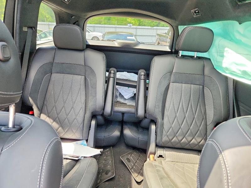 Продажа на аукционе авто 2026 Mercedes-benz Gls, vin: 4JGFF8KEXTB524633, номер лота: 51402316