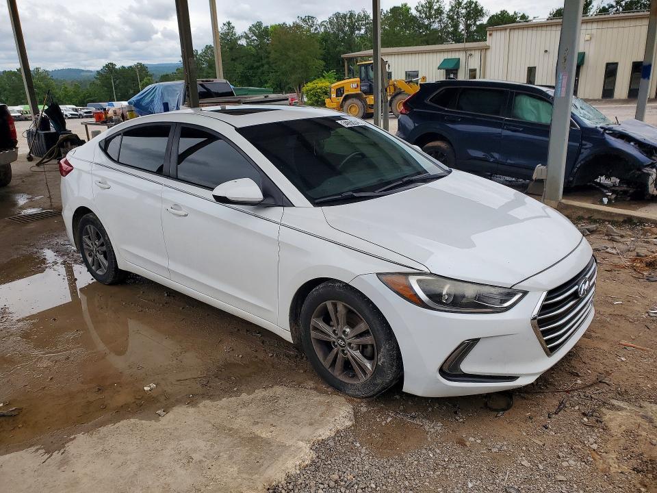 54650346 :رقم المزاد ، 5NPD84LF3HH172457 vin ، 2017 Hyundai Elantra مزاد بيع