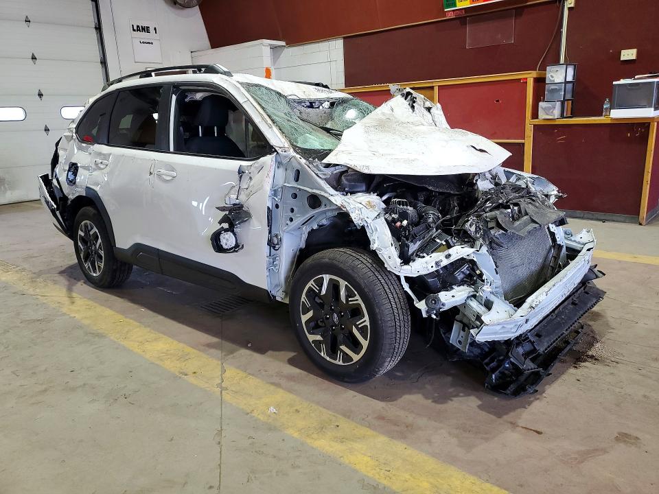2026 Subaru Forester მანქანა იყიდება აუქციონზე, vin: 4S4SLDD60T3071946, აუქციონის ნომერი: 52550156
