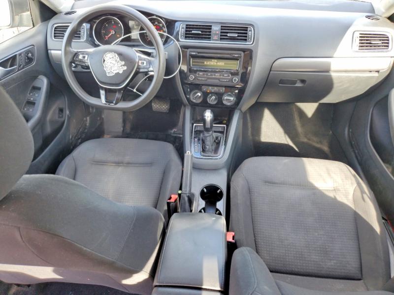 55493806 :رقم المزاد ، 3VWLA7AJXFM417624 vin ، 2015 Volkswagen Jetta مزاد بيع
