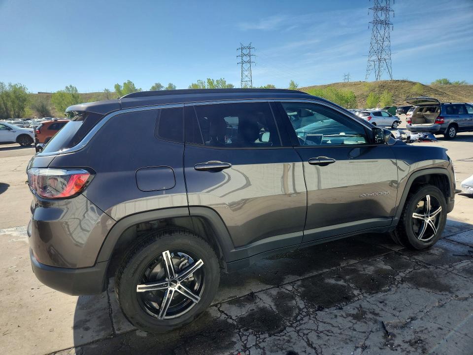 52703066 :رقم المزاد ، 3C4NJDBN0RT596228 vin ، 2024 Jeep Compass مزاد بيع