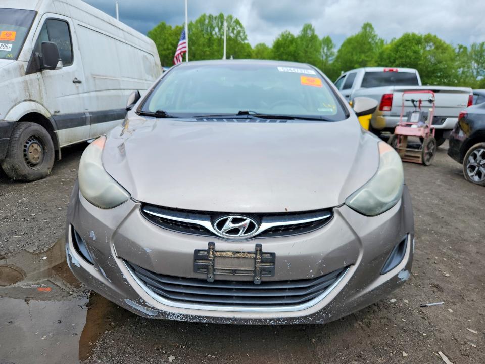 2011 Hyundai Elantra მანქანა იყიდება აუქციონზე, vin: 5NPDH4AE8BH039808, აუქციონის ნომერი: 53447376