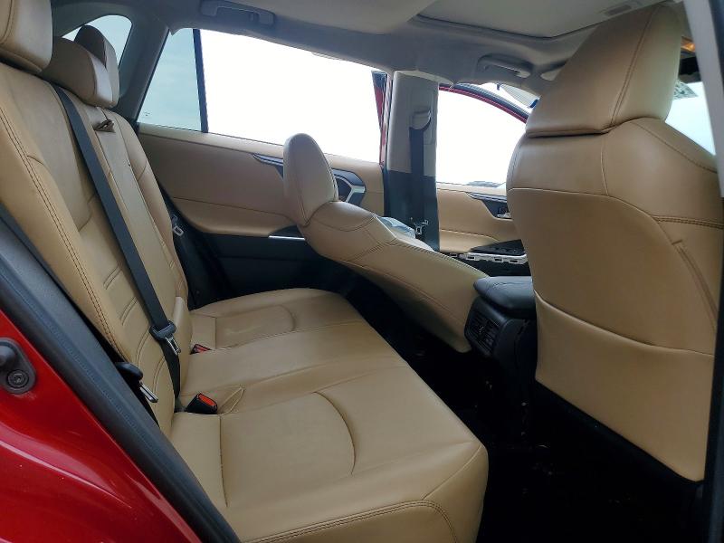 Продаж на аукціоні авто 2021 Toyota Rav4, vin: 2T3C1RFV8MW124505, номер лоту: 55494566