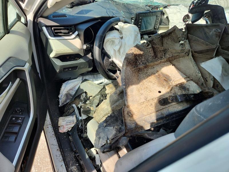 2021 Toyota Rav4 მანქანა იყიდება აუქციონზე, vin: 2T3P1RFVXMC193943, აუქციონის ნომერი: 55627566