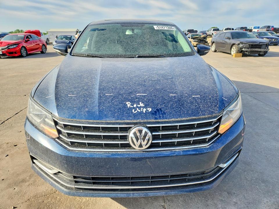 2019 Volkswagen Passat მანქანა იყიდება აუქციონზე, vin: 1VWLA7A3XKC008911, აუქციონის ნომერი: 51471306