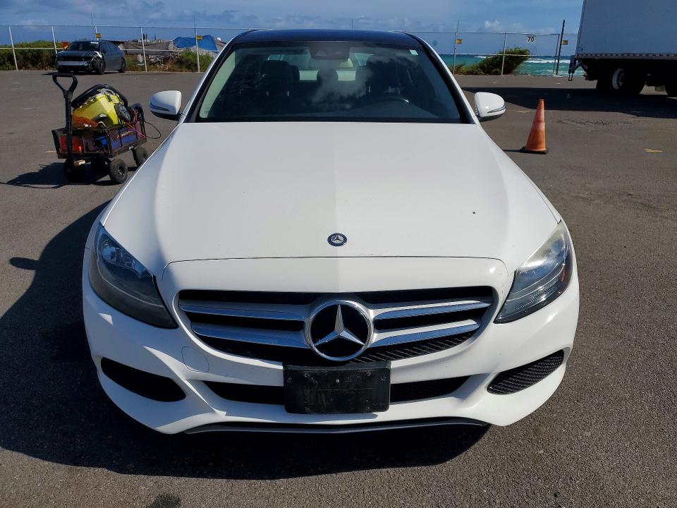 53265556 :رقم المزاد ، WDDWF4JB8GR141054 vin ، 2016 Mercedes-benz C مزاد بيع