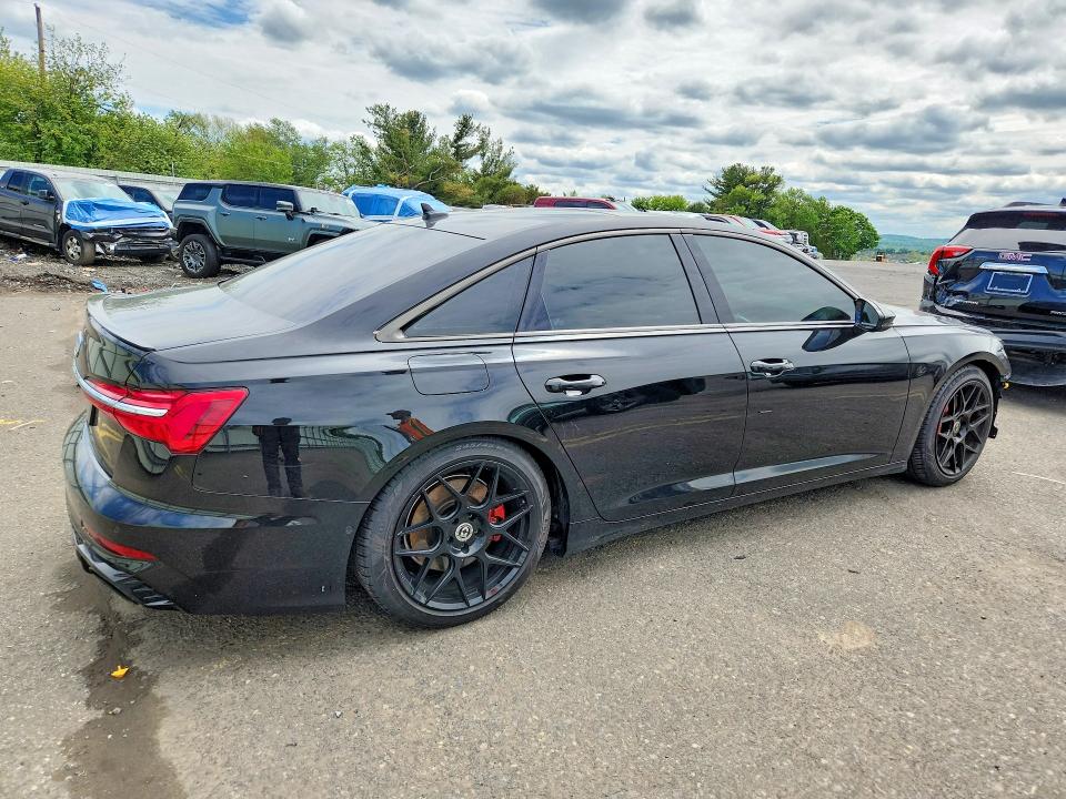 53807466 :رقم المزاد ، WAUK2AF29MN057434 vin ، 2021 Audi A6 مزاد بيع