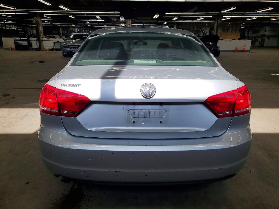 52165246 :رقم المزاد ، 1VWAP7A32CC028707 vin ، 2012 Volkswagen Passat مزاد بيع