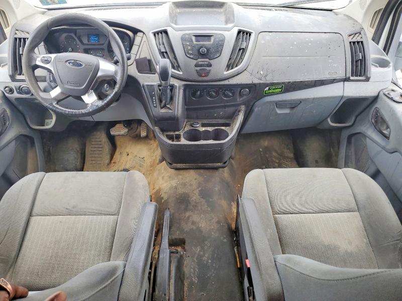 2015 Ford Transit მანქანა იყიდება აუქციონზე, vin: 1FTNE2YM4FKA32263, აუქციონის ნომერი: 52687696