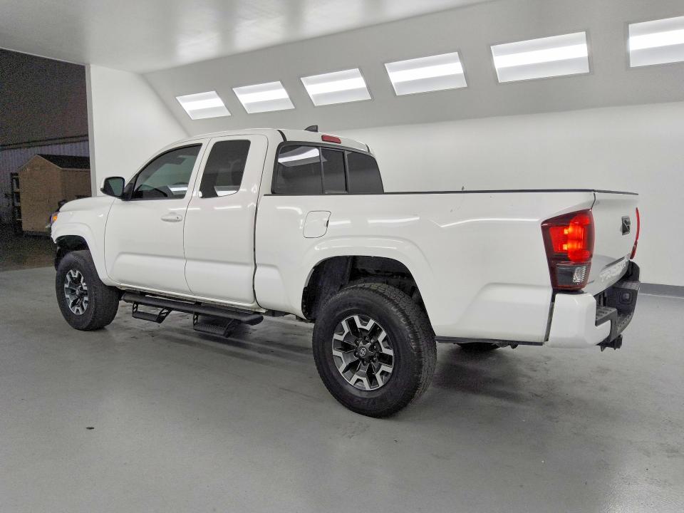 2023 Toyota Tacoma მანქანა იყიდება აუქციონზე, vin: 3TYRZ5CN8PT024723, აუქციონის ნომერი: 53232366