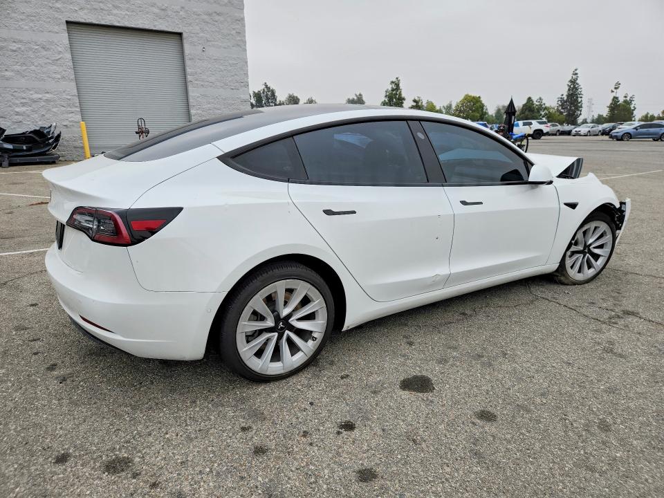 76612145 :رقم المزاد ، 5YJ3E1EA0MF070675 vin ، 2021 Tesla Model 3 مزاد بيع