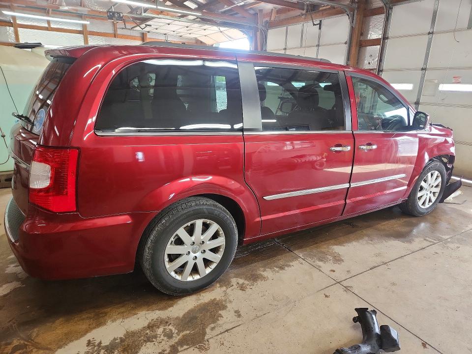 Продажа на аукционе авто 2015 Chrysler Town & Country, vin: 2C4RC1BG8FR578666, номер лота: 51805916