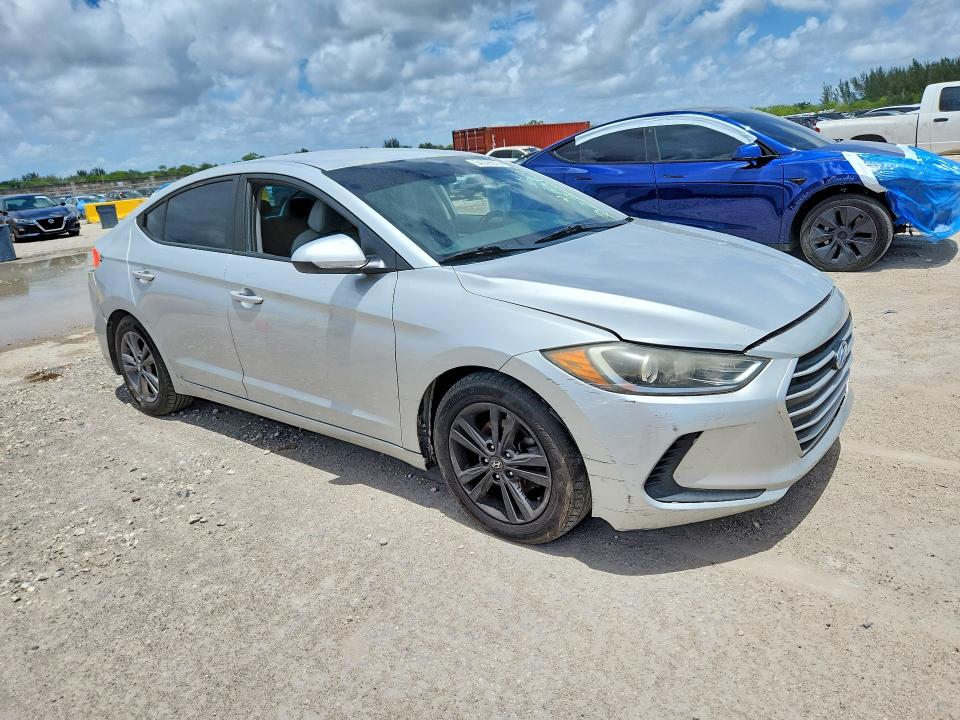 2017 Hyundai Elantra მანქანა იყიდება აუქციონზე, vin: 5NPD84LF8HH083001, აუქციონის ნომერი: 54076516