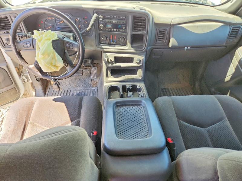 2005 Chevrolet Silverado მანქანა იყიდება აუქციონზე, vin: 1GCHK232X5F900415, აუქციონის ნომერი: 53398336