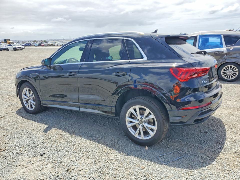 55213246 :رقم المزاد ، WA1DECF38N1131940 vin ، 2022 Audi Q3 مزاد بيع
