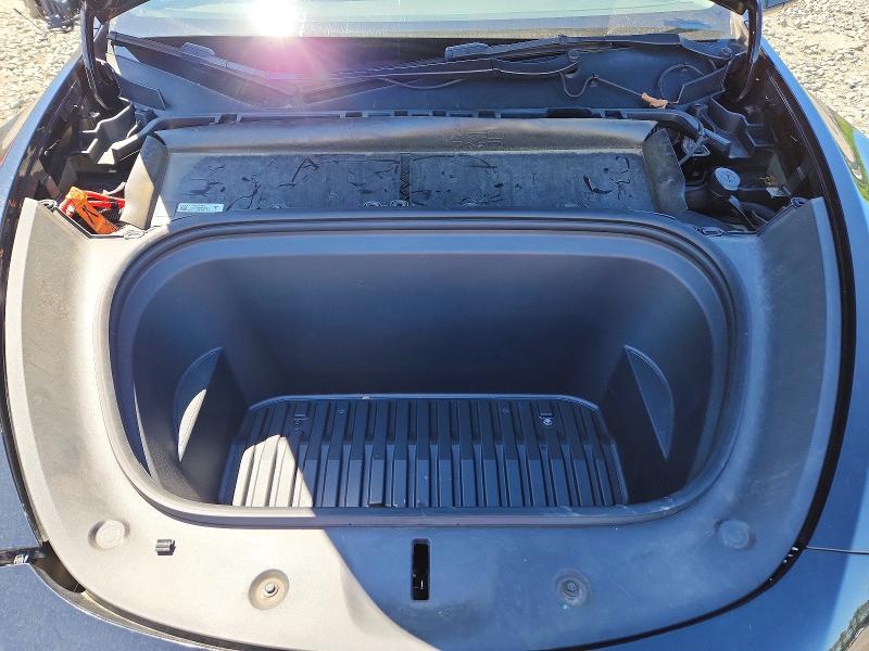 53346976 :رقم المزاد ، 7SAYGDEF3NF375136 vin ، 2022 Tesla Model Y مزاد بيع