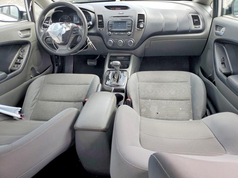 53948916 :رقم المزاد ، 3KPFL4A71HE117058 vin ، 2017 Kia Forte مزاد بيع