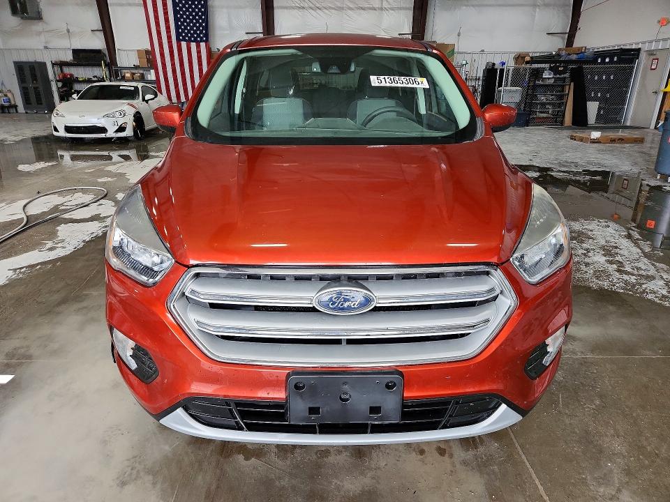 2019 Ford Escape მანქანა იყიდება აუქციონზე, vin: 1FMCU9GD5KUB32323, აუქციონის ნომერი: 51365306