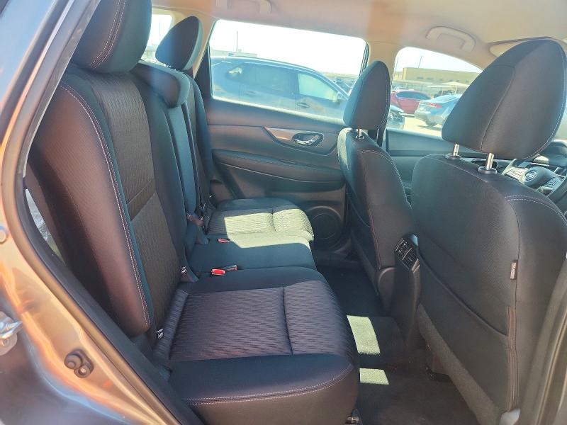 53175306 :رقم المزاد ، KNMAT2MT6HP542329 vin ، 2017 Nissan Rogue مزاد بيع