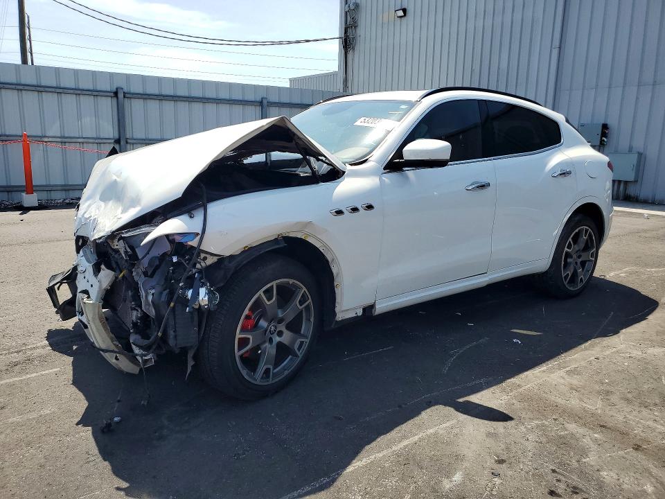 Продажа на аукционе авто 2019 Maserati Levante, vin: ZN661XUA1KX333822, номер лота: 53203606