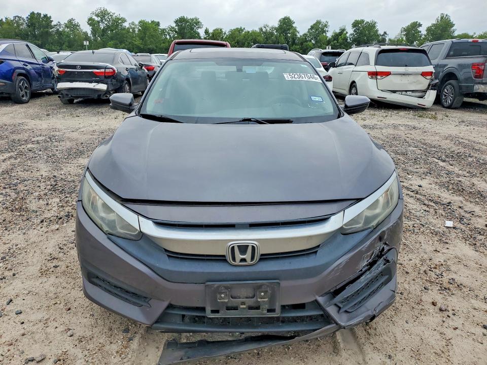 Продаж на аукціоні авто 2018 Honda Civic, vin: 2HGFC2F76JH563599, номер лоту: 52367046