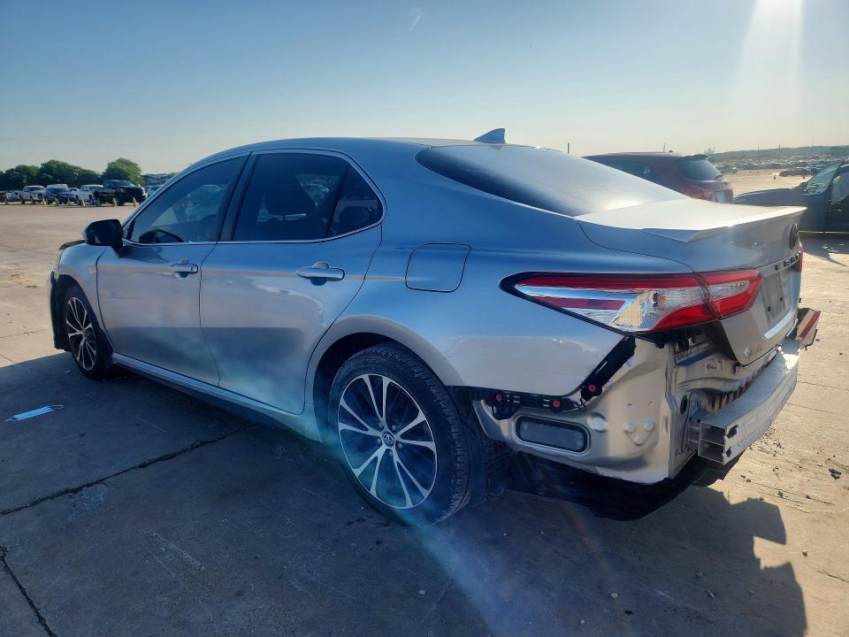 55520616 :رقم المزاد ، 4T1G11AK2LU333536 vin ، 2020 Toyota Camry مزاد بيع