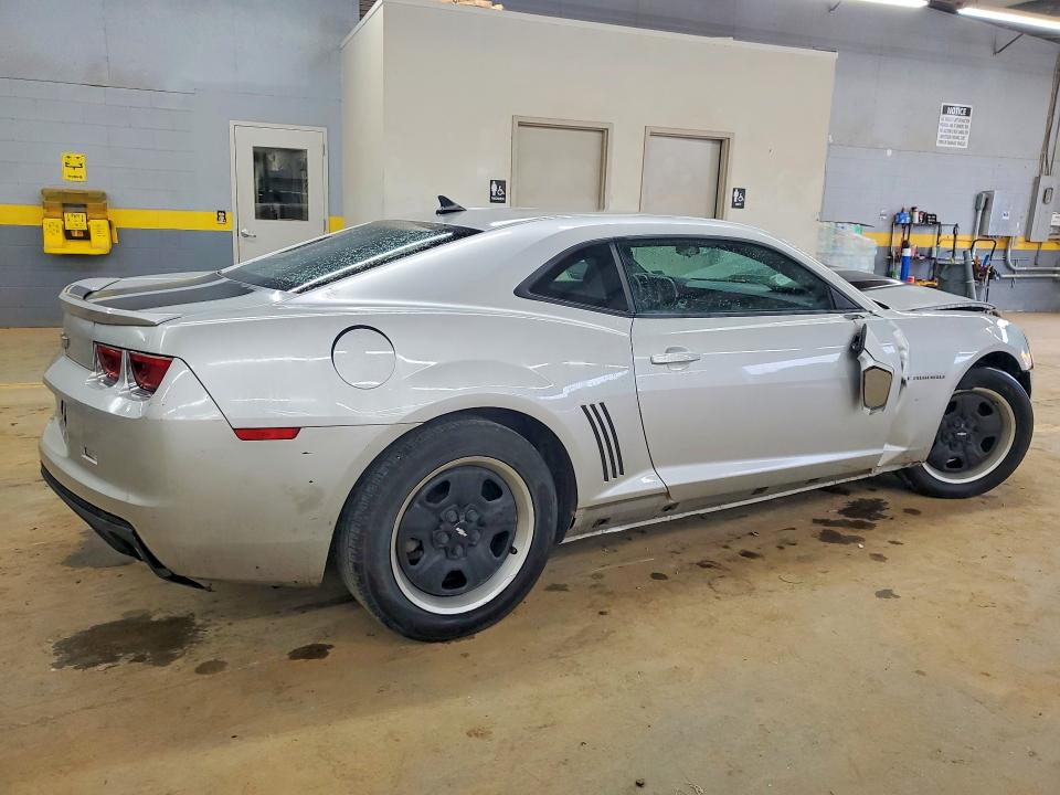 Продажа на аукционе авто 2013 Chevrolet Camaro, vin: 2G1FE1E36D9190329, номер лота: 52542676