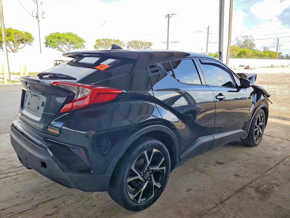 2018 Toyota C-hr მანქანა იყიდება აუქციონზე, vin: NMTKHMBX1JR059039, აუქციონის ნომერი: 53328006