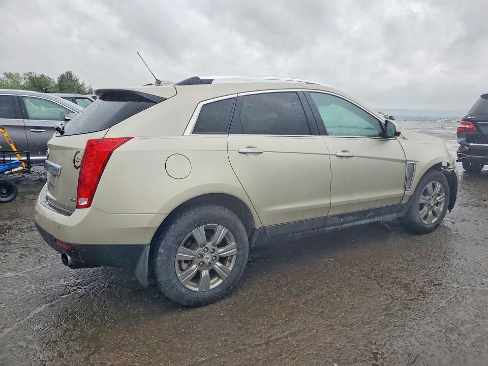 52395156 :رقم المزاد ، 3GYFNEE3XGS554414 vin ، 2016 Cadillac Srx مزاد بيع