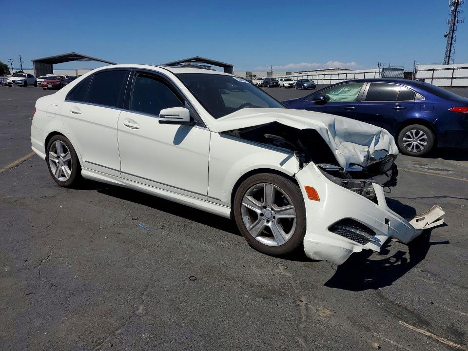 53943616 :رقم المزاد ، WDDGF5EB2BA515749 vin ، 2011 Mercedes-benz C مزاد بيع
