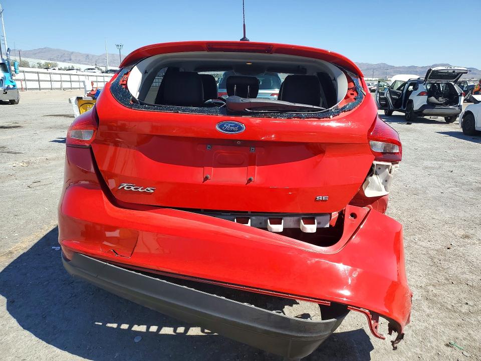 2015 Ford Focus მანქანა იყიდება აუქციონზე, vin: 1FADP3K23FL318902, აუქციონის ნომერი: 52946526