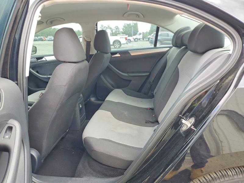 53143016 :رقم المزاد ، 3VW2B7AJ7HM377241 vin ، 2017 Volkswagen Jetta مزاد بيع