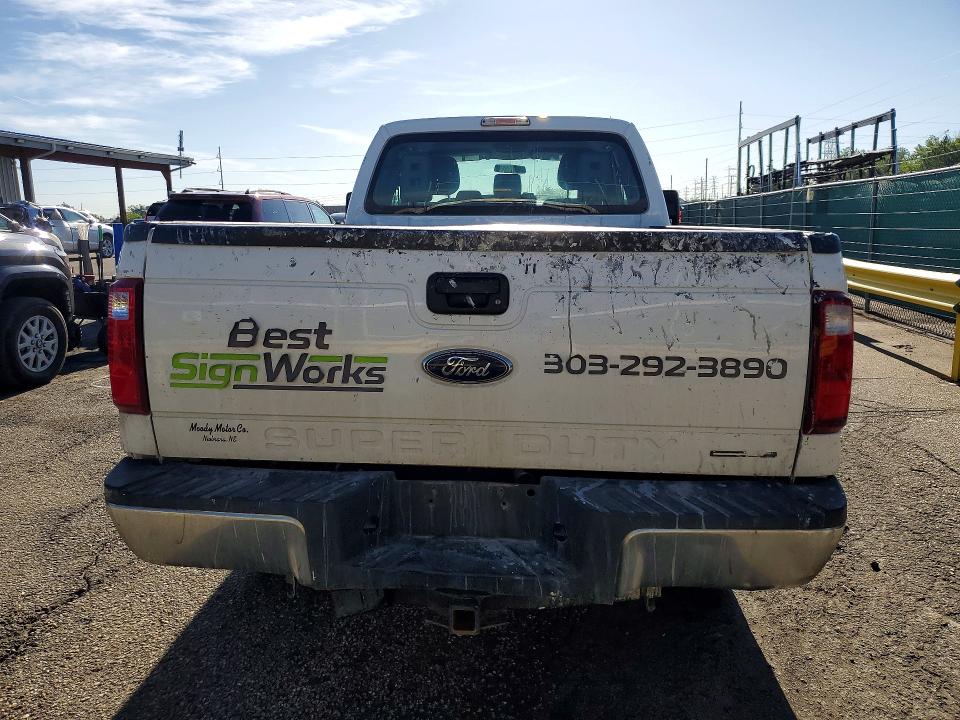53042596 :رقم المزاد ، 1FT7X2B6XFEB31018 vin ، 2015 Ford F250 مزاد بيع