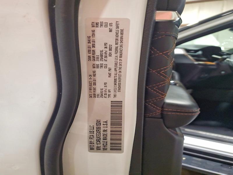 Продажа на аукционе авто 2024 Jeep Grand Cherokee, vin: 1C4RJKEGXR8615241, номер лота: 54491446