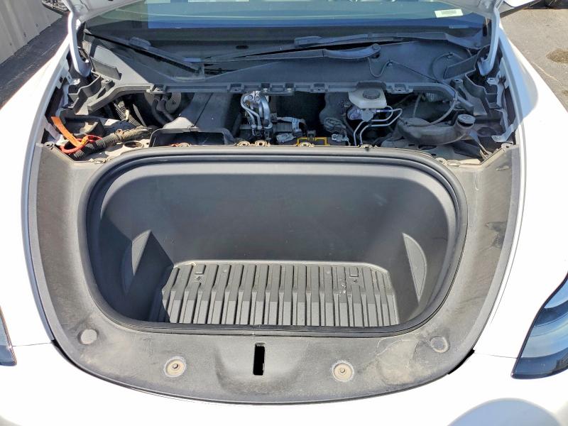 51759566 :رقم المزاد ، 7SAYGDEE2NF348470 vin ، 2022 Tesla Model Y مزاد بيع