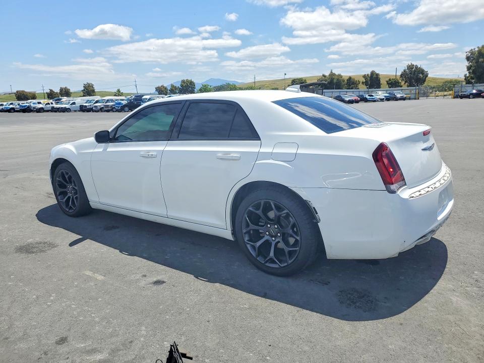 Продаж на аукціоні авто 2019 Chrysler 300, vin: 2C3CCABG4KH697888, номер лоту: 52398996