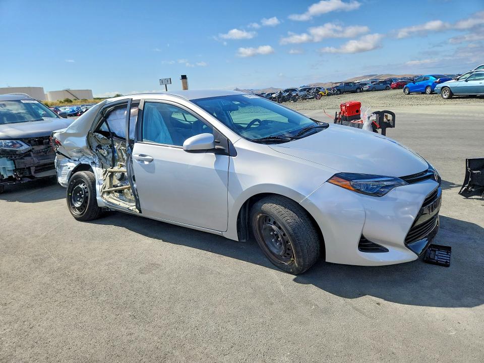 2018 Toyota Corolla მანქანა იყიდება აუქციონზე, vin: 2T1BURHE9JC034057, აუქციონის ნომერი: 55456396