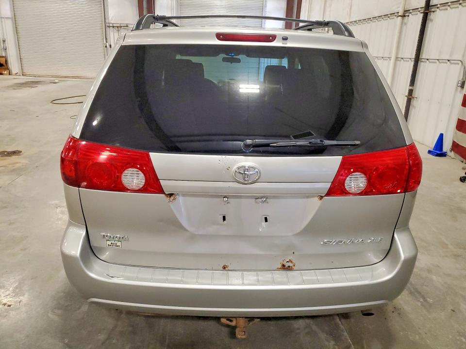 52222946 :رقم المزاد ، 5TDZK23C18S188135 vin ، 2008 Toyota Sienna مزاد بيع