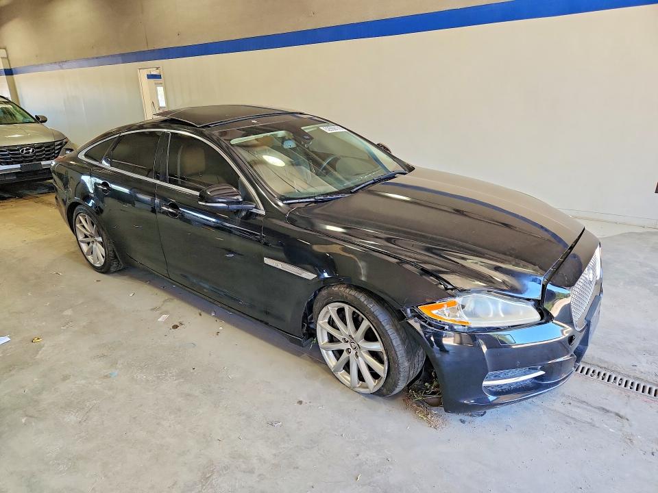 2011 Jaguar Xj მანქანა იყიდება აუქციონზე, vin: SAJWA1CBXBLV08442, აუქციონის ნომერი: 52559176